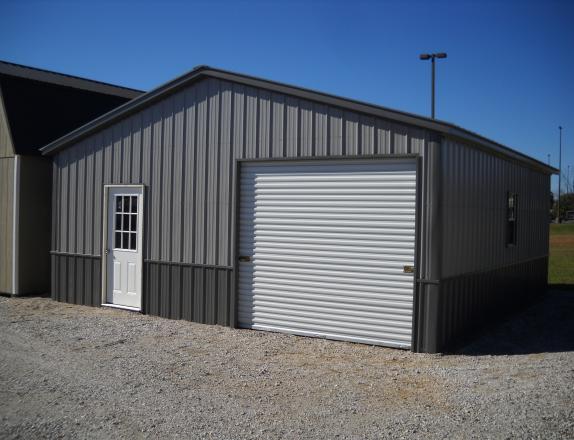 TOL  Platinum Garage 24'x26' w/9' Wall Height  Vertical Siding 